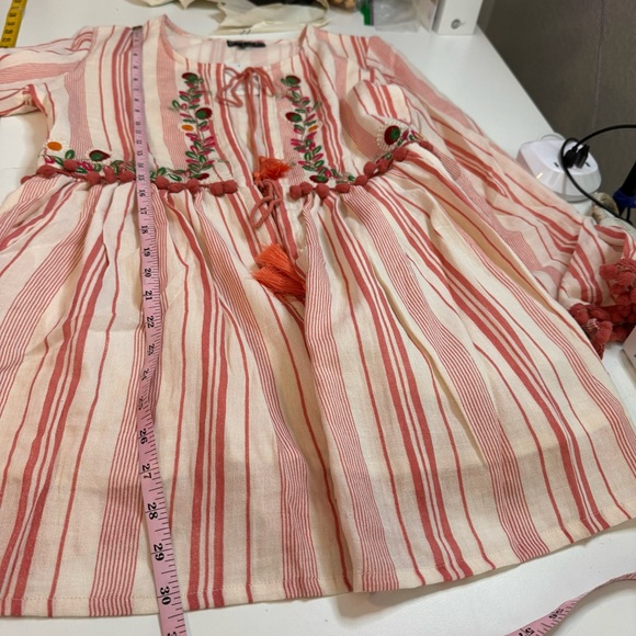 Anthropologie Chantik Small Lovina Floral Embroidered Blouse Pom Pom NWT - Picture 6 of 8